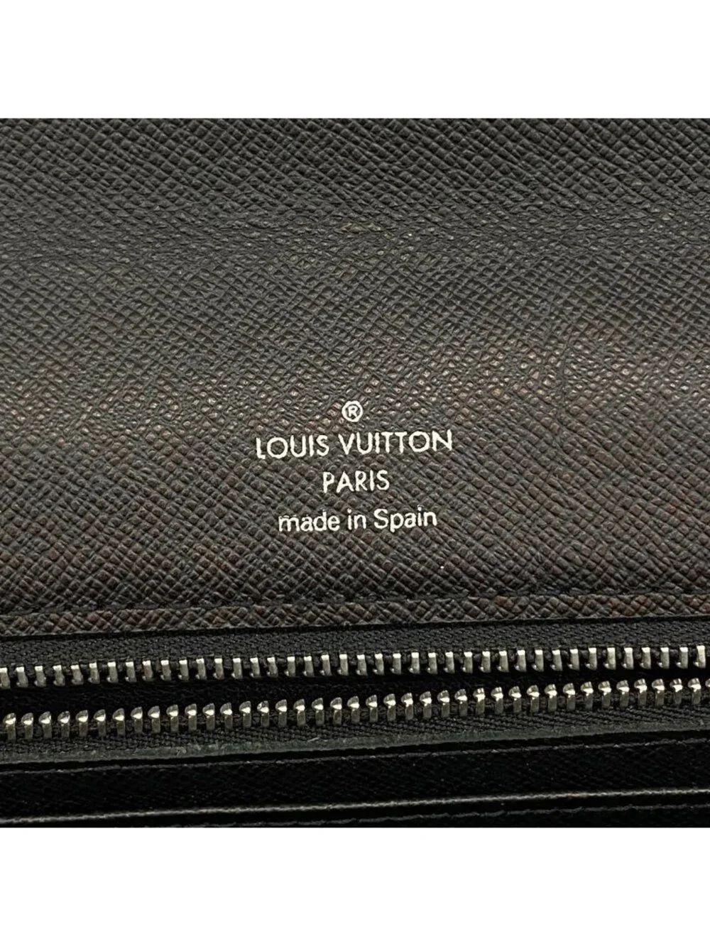 Louis Vuitton Clutch Taiga Selenga Ardoise